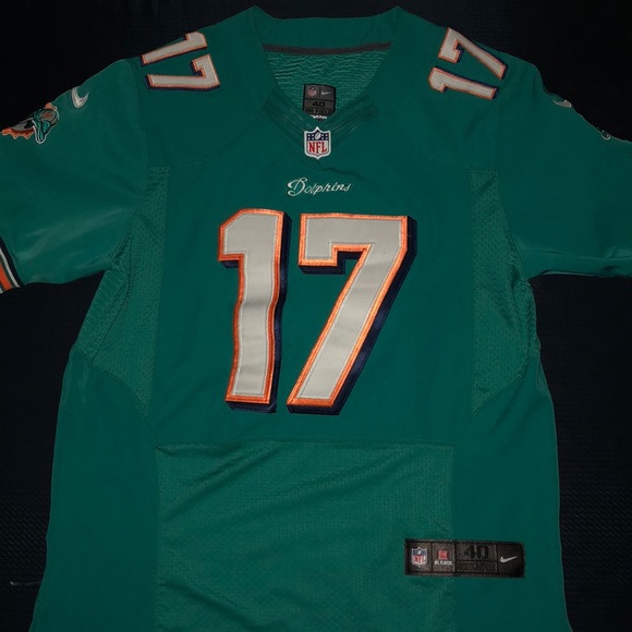 ryan tannehill jersey shirt